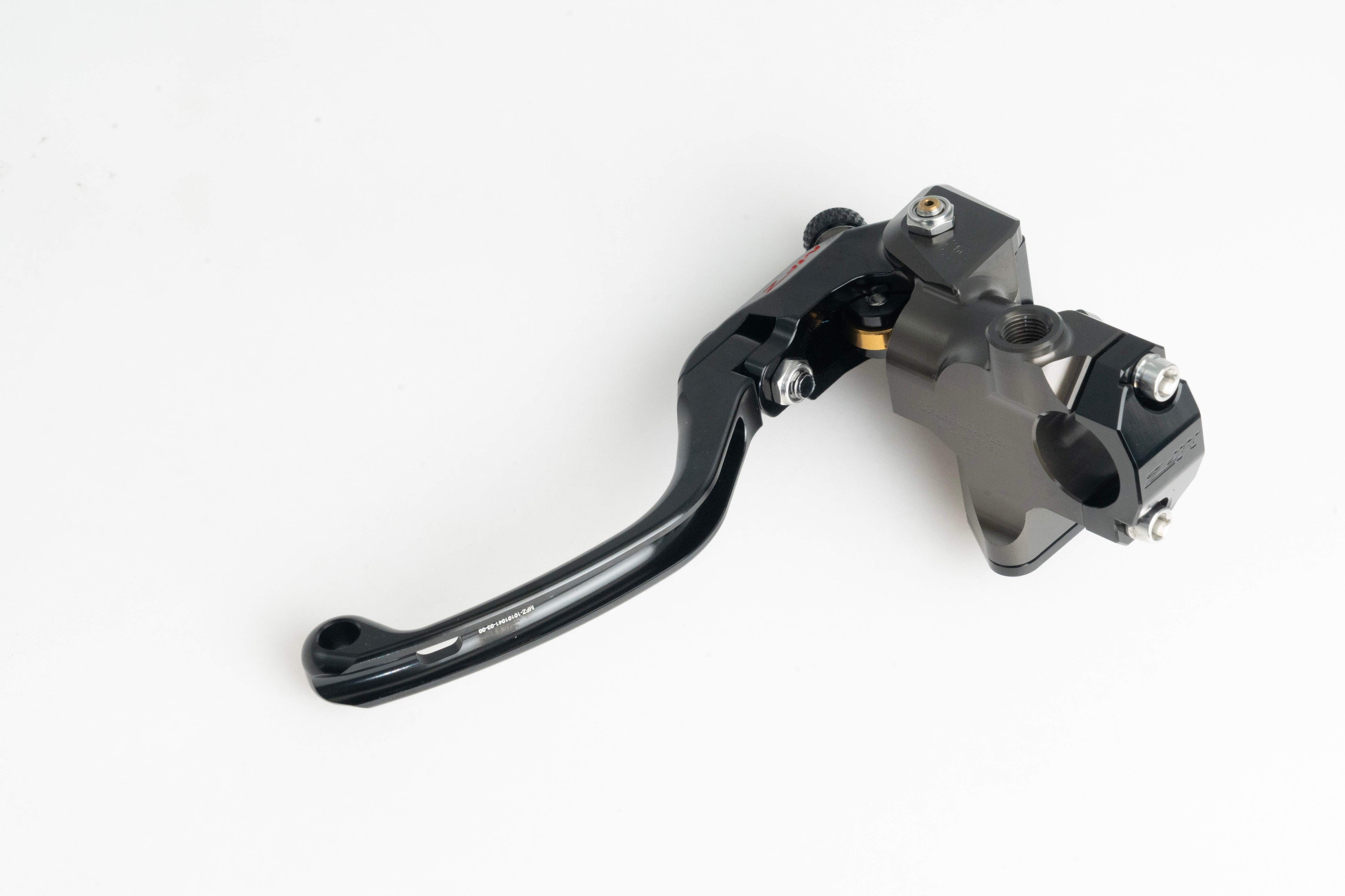 MAS-02R-13.5CB-16Right Integrated Master Cylinder – Hard Anodized Natural Finish-OHVALE