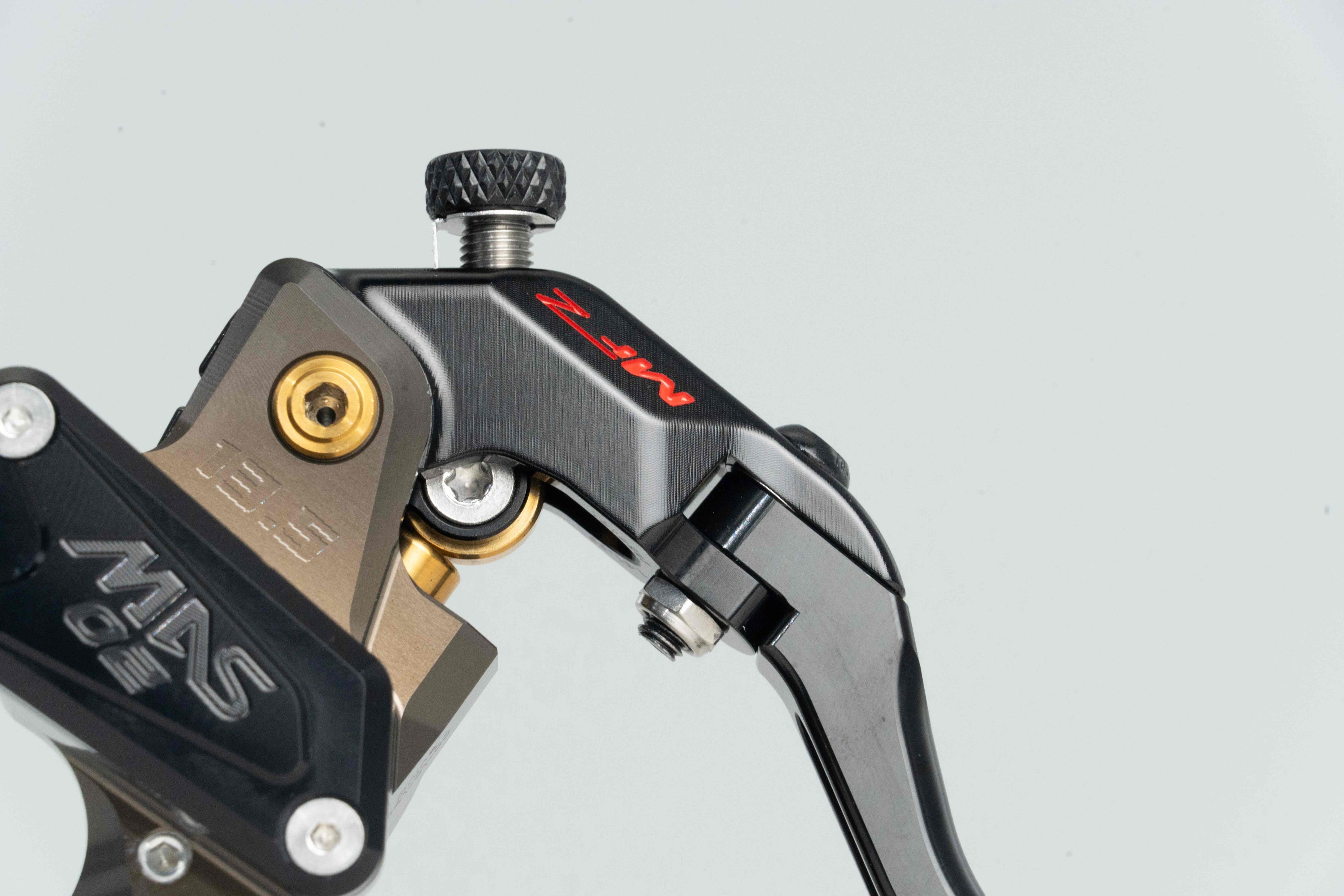 MAS-02R-13.5CB-16Right Integrated Master Cylinder – Hard Anodized Natural Finish-OHVALE