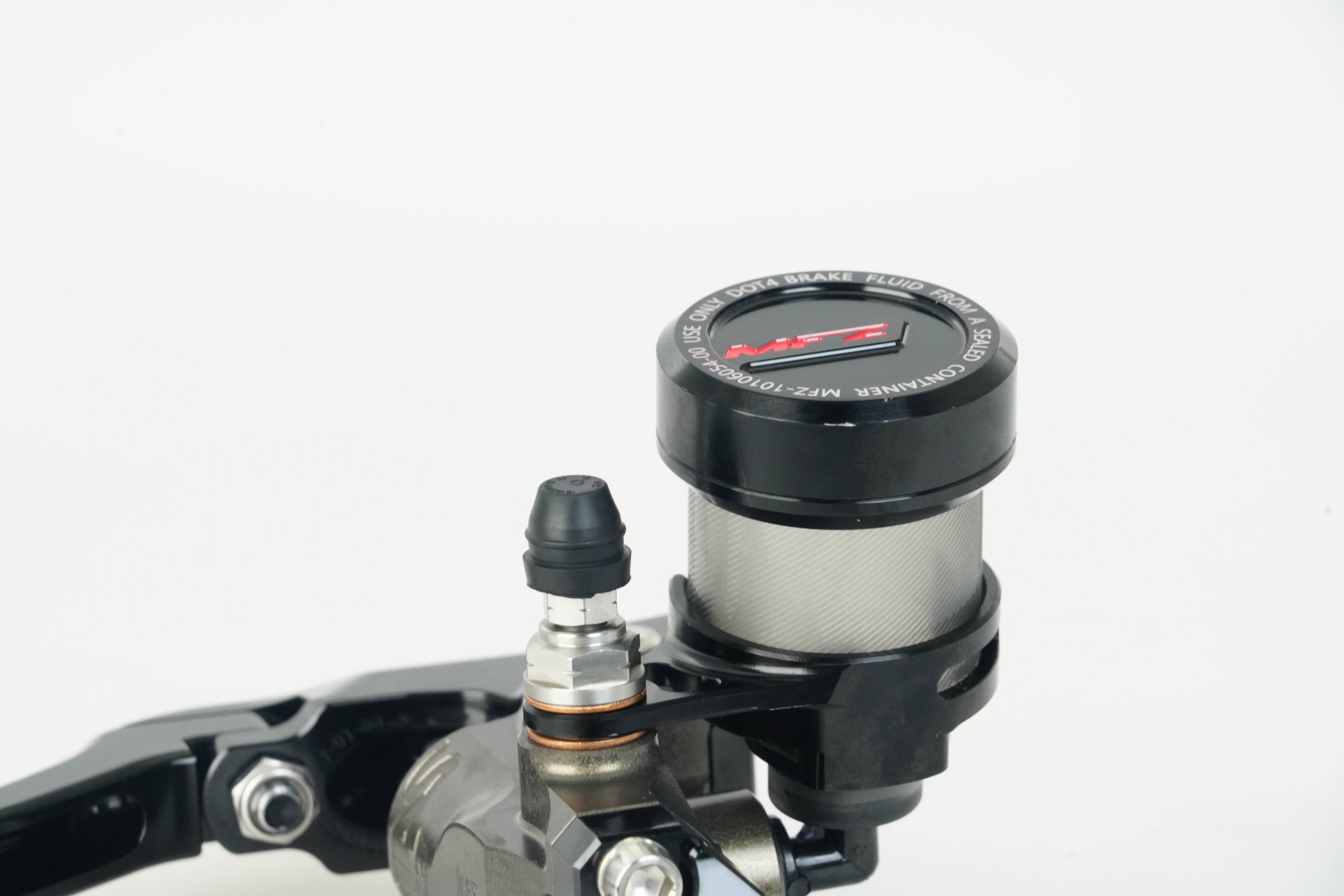 MCS-03R-17.5AB-19LLeft Separate Brake Master Cylinder – Hard Anodized Natural Finish