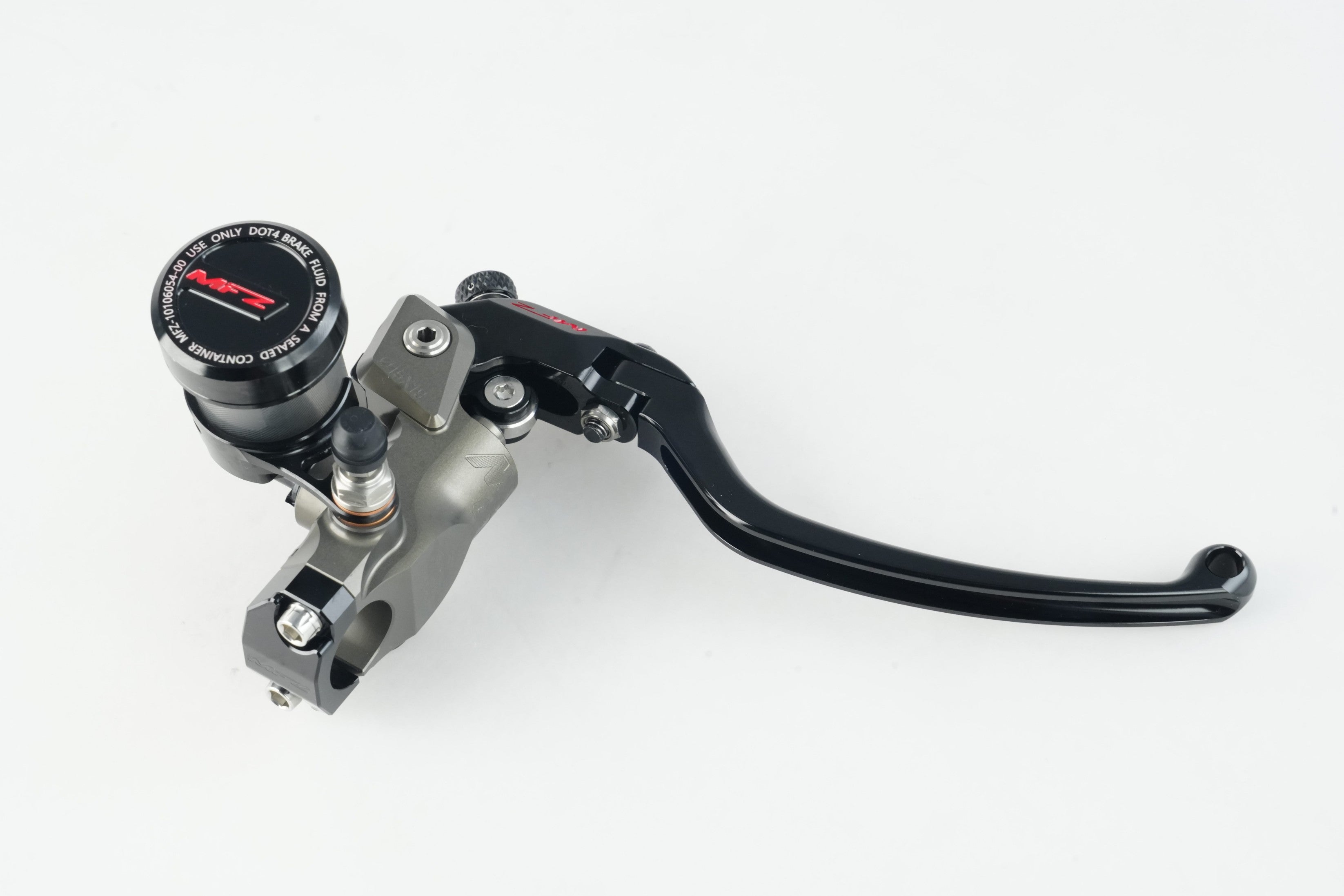 MAS-03R-15AB-19LRight Separate Brake Master Cylinder – Hard Anodized Natural Finish