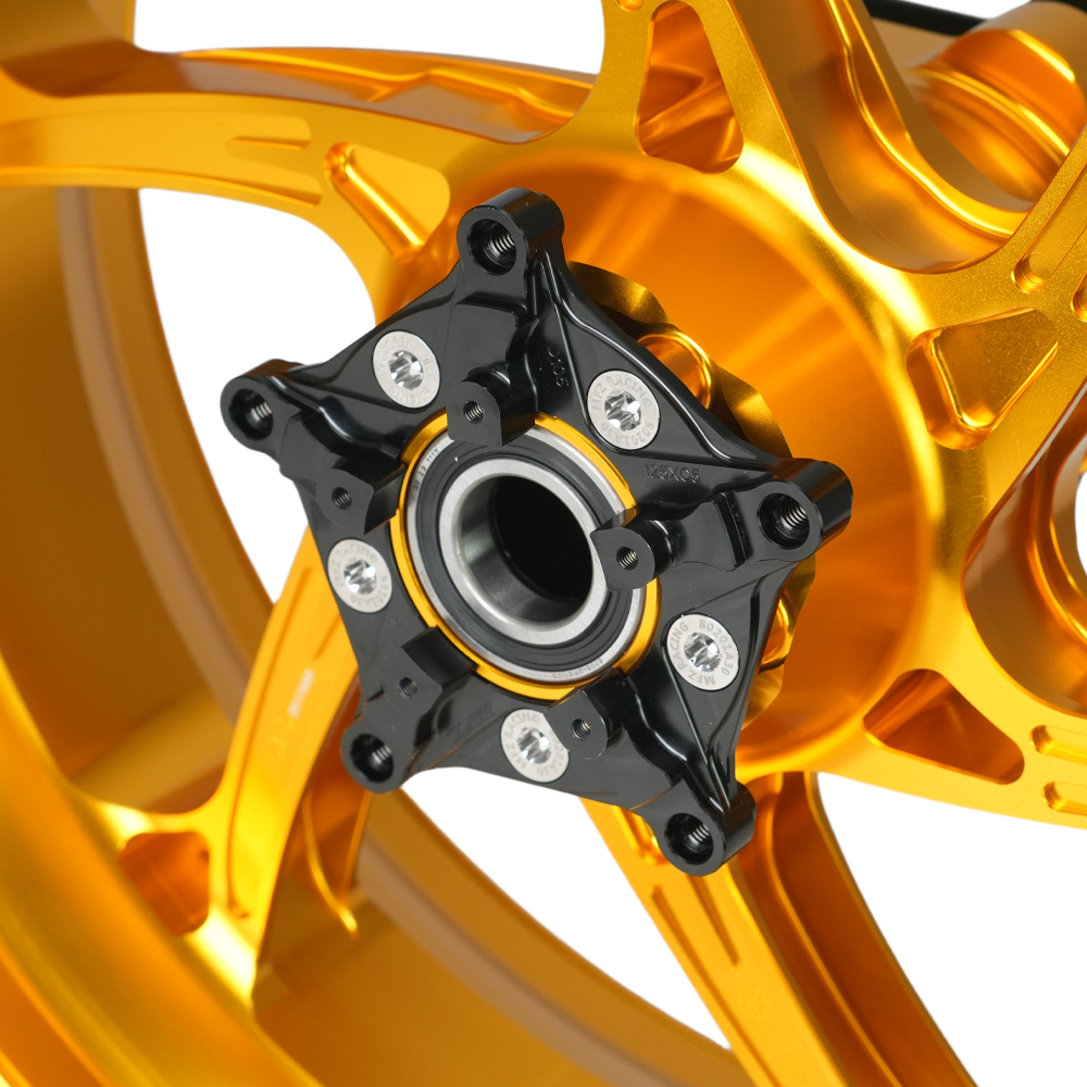 Forged Aluminum wheels / Rims YAMAHA-YZF-R1 (D-6RS Cyclone Model)